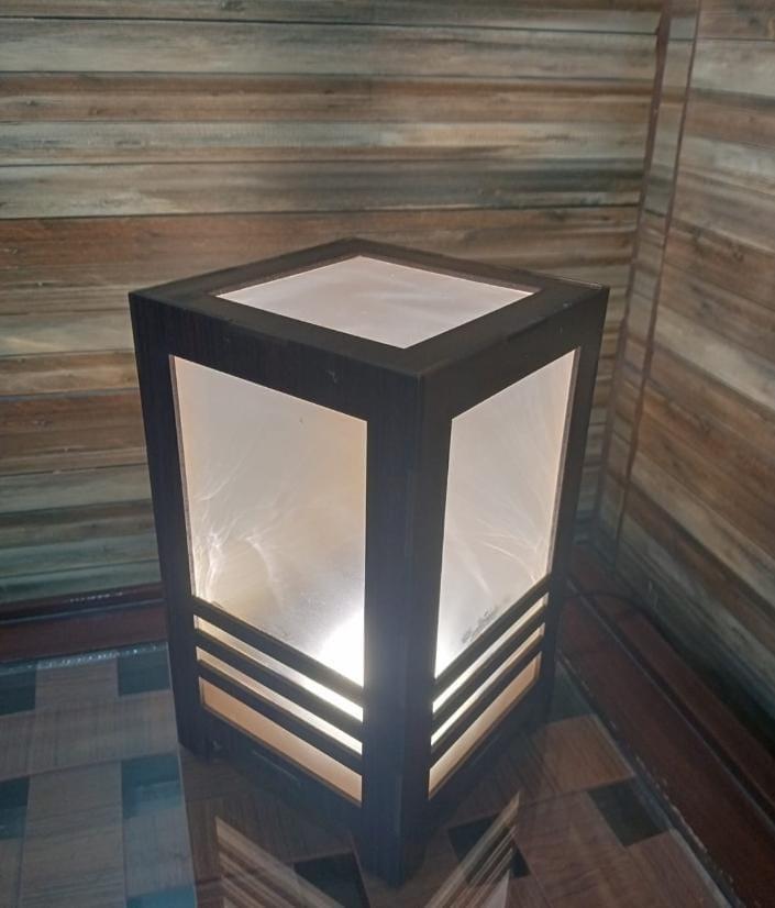 New Modren Desigh 3D Laser Cut Wooden Table Lamp