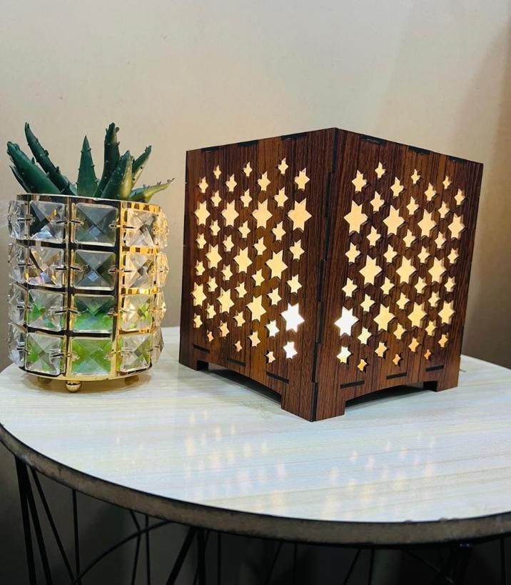 New Star Design Laser Cut Wooden Table Lamp