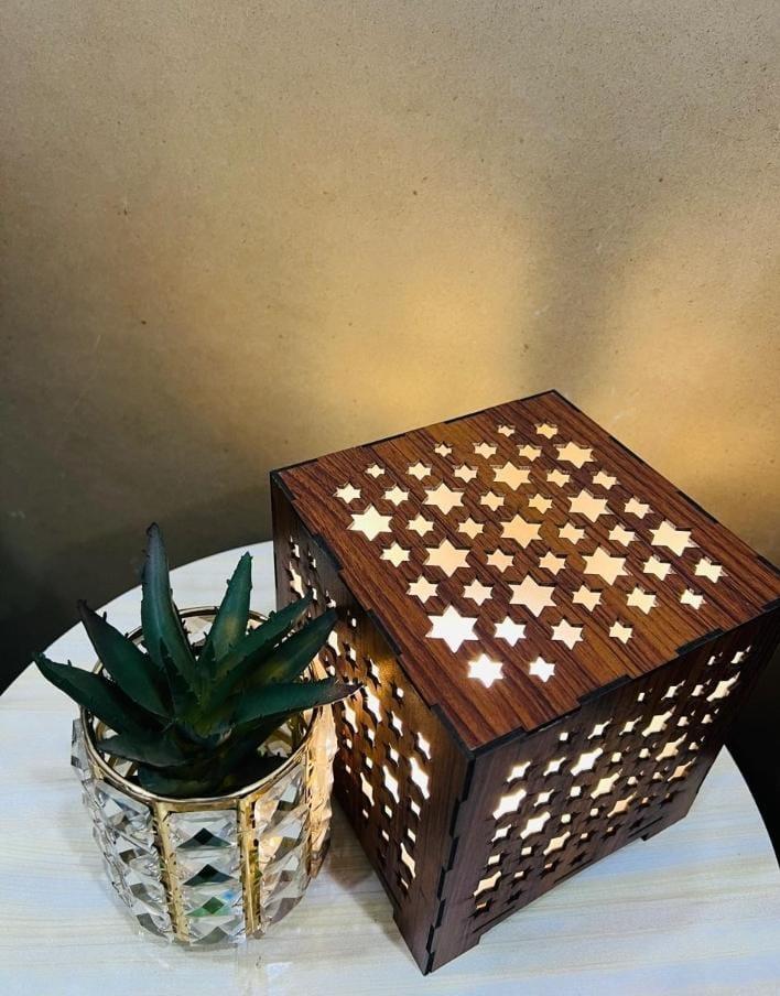 New Star Design Laser Cut Wooden Table Lamp