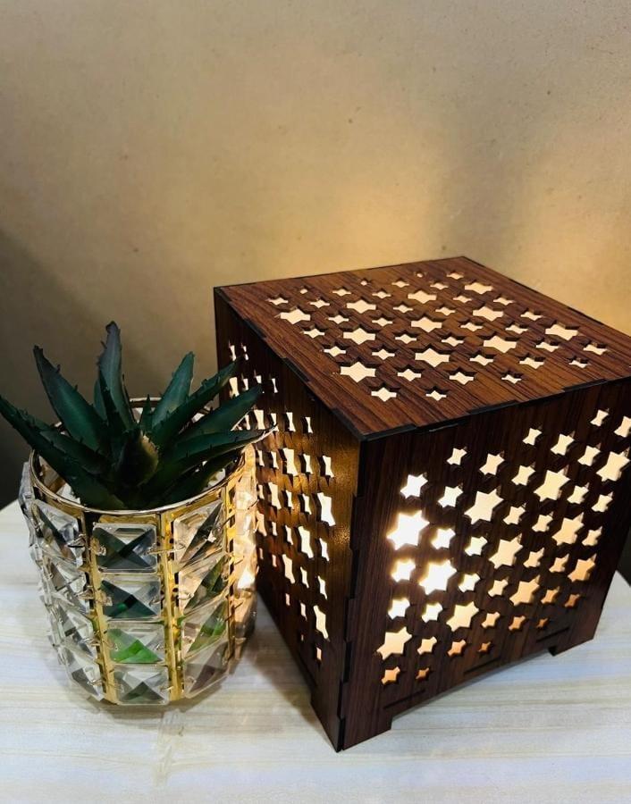 New Star Design Laser Cut Wooden Table Lamp